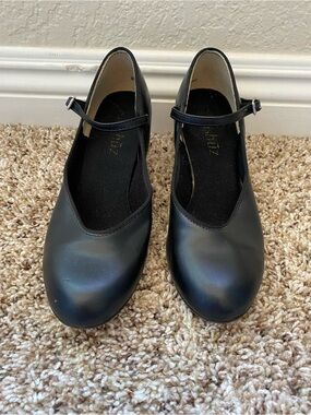 Danshuz Women’s Black Leather Character Dance Shoes Size 6